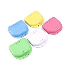DISPOSABLE - DENTURE / RETAINER BOX (CLOVER)