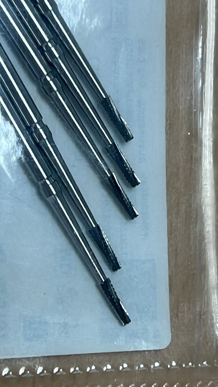 ORAL SURGERY - SURGICAL TUNGSTEN CARBIDE BONE CUTTER FISSURE BUR (KOMET)